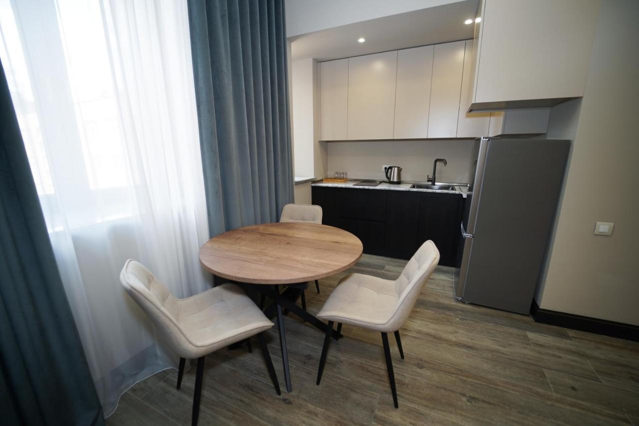 Soho Apart Hotel Erivan Dış mekan fotoğraf